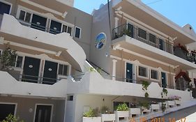 Mina Apartments